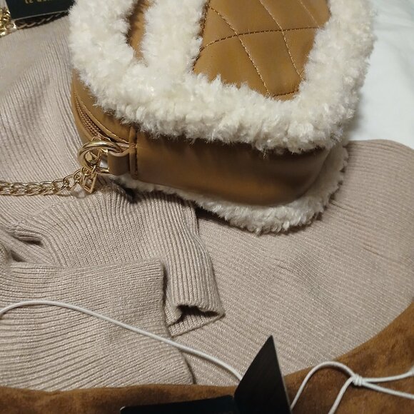 Bundle - Picture 3 of 4